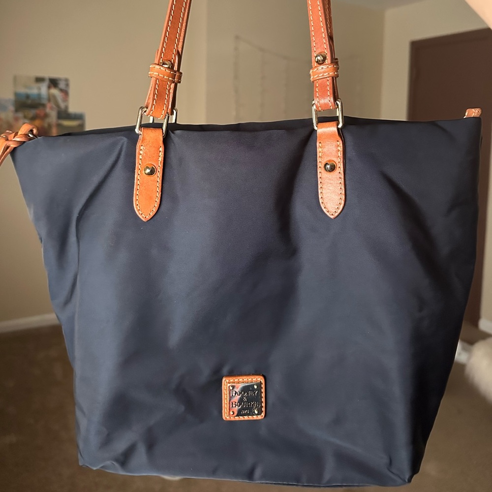 Dooney and Bourke black tote bag